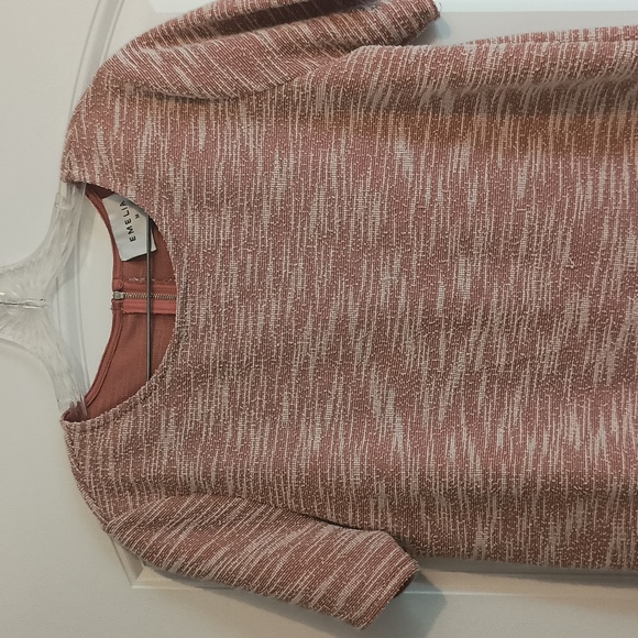 Emelia Top - Picture 5 of 7